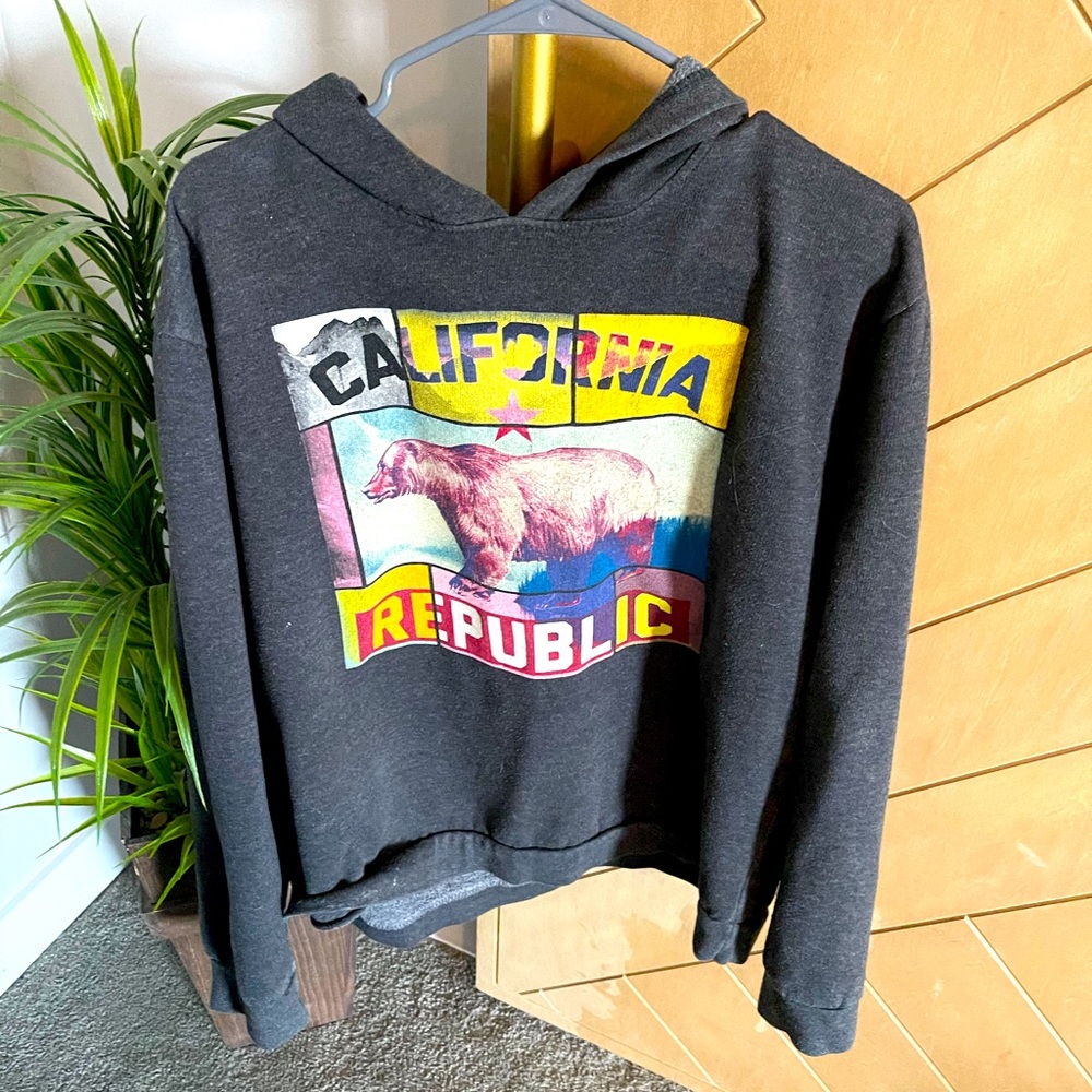 California sweatshirt